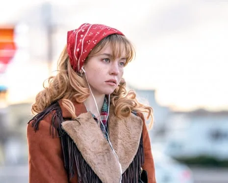Americana Critique: The Star-Studded Cast Features in a Compelling Crime Drama